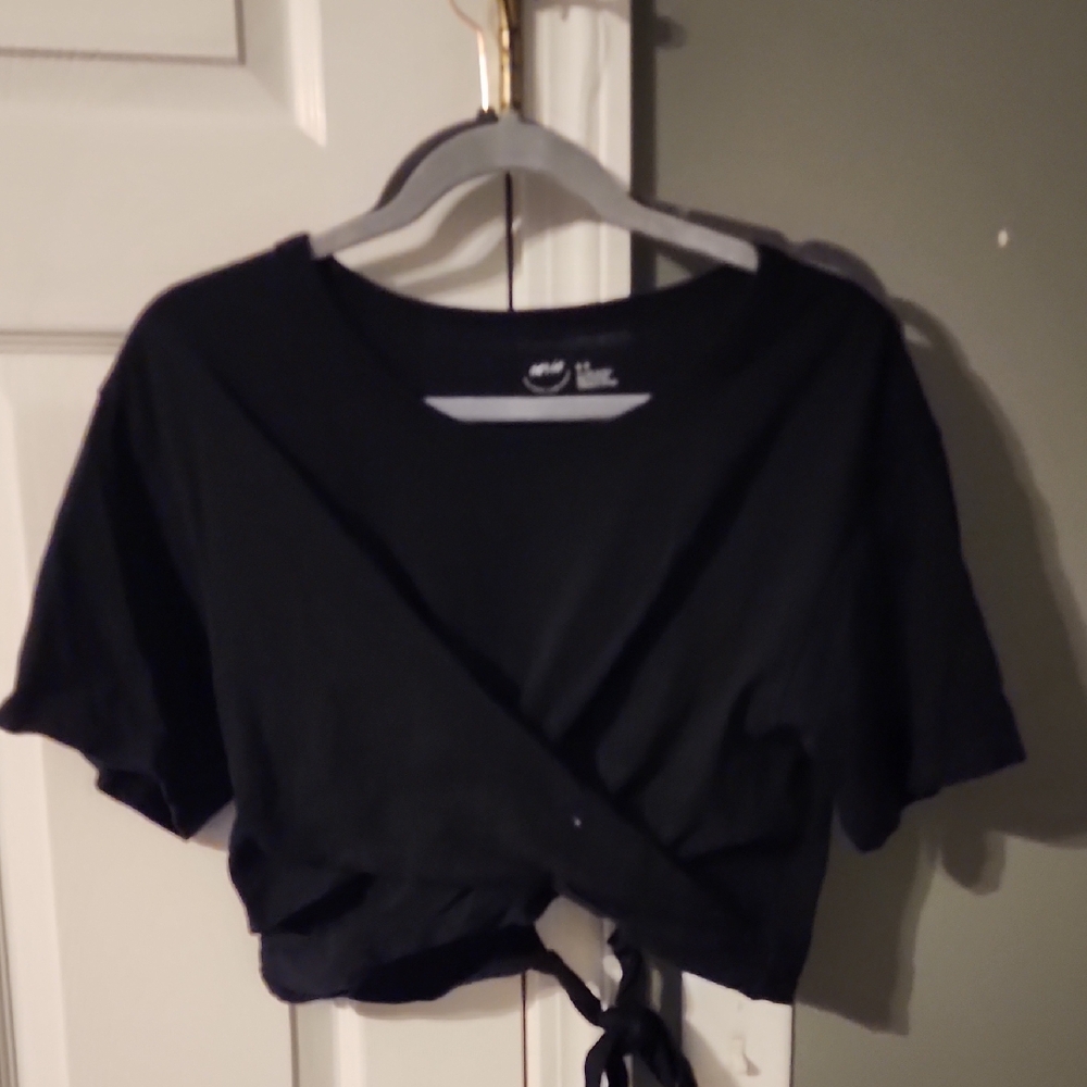 Black Wrap Crop Top